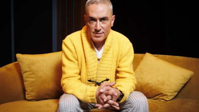 Kiko Hernández, de amarillo Kiko Hernández, de amarillo