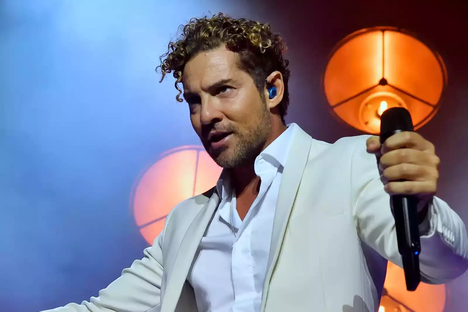 Un cuarentón llamado David Bisbal