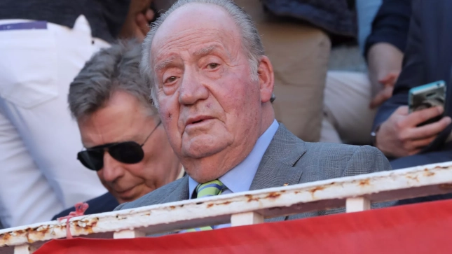 Juan Carlos I viendo los toros / GTRES