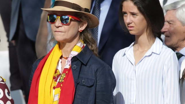 La infanta Elena y Victoria Federica La infanta Elena y Victoria Federica