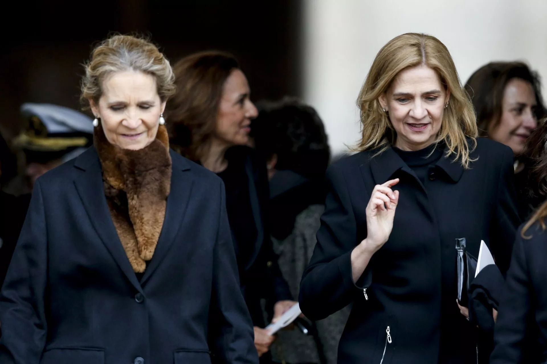 La infanta Elena y la infanta Cristina