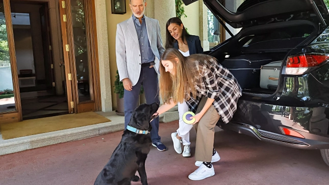 Felipe, Letizia, Sofía y Jan GTRES