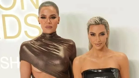 Khloé y Kim Kardashian Khloé y Kim Kardashian