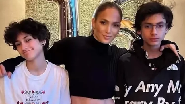 Jennifer Lopez y sus hijos