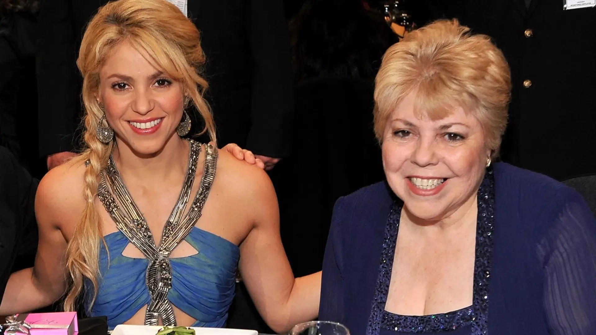 Shakira y su madre Nidia Ripoll / Portada