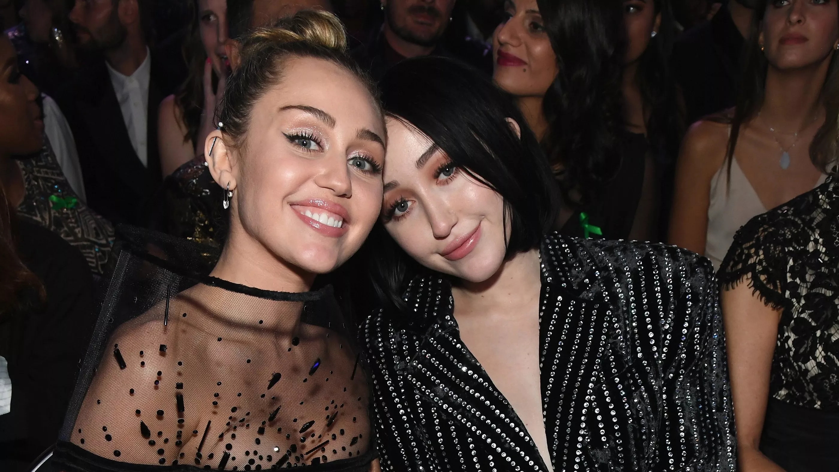 Miley Cyrus y Noah Cyrus Miley Cyrus y Noah Cyrus