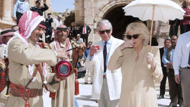 Carlos III y Camilla Parker-Bowles Carlos III y Camilla Parker-Bowles