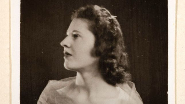 Alathea Fitzalan Howard Alathea Fitzalan Howard