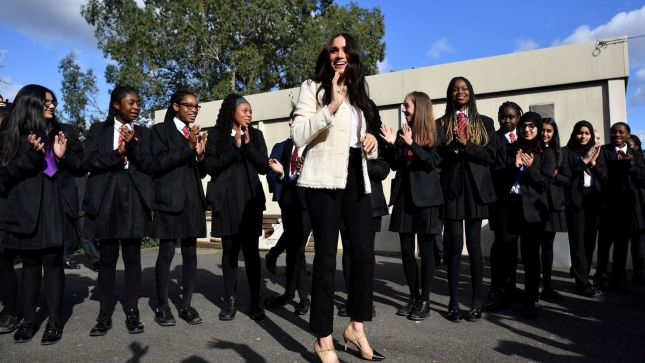 Meghan Markle en su antiguo colegio Meghan Markle en su antiguo colegio